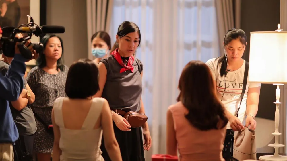 Kathy Uyên: Thăng trầm 30 năm theo đuổi nghệ thuật và con đường điện ảnh tại Việt Nam ảnh 1