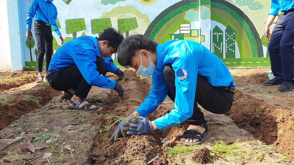 Chung tay xây dựng TPHCM là đô thị xanh, thân thiện với môi trường ảnh 3