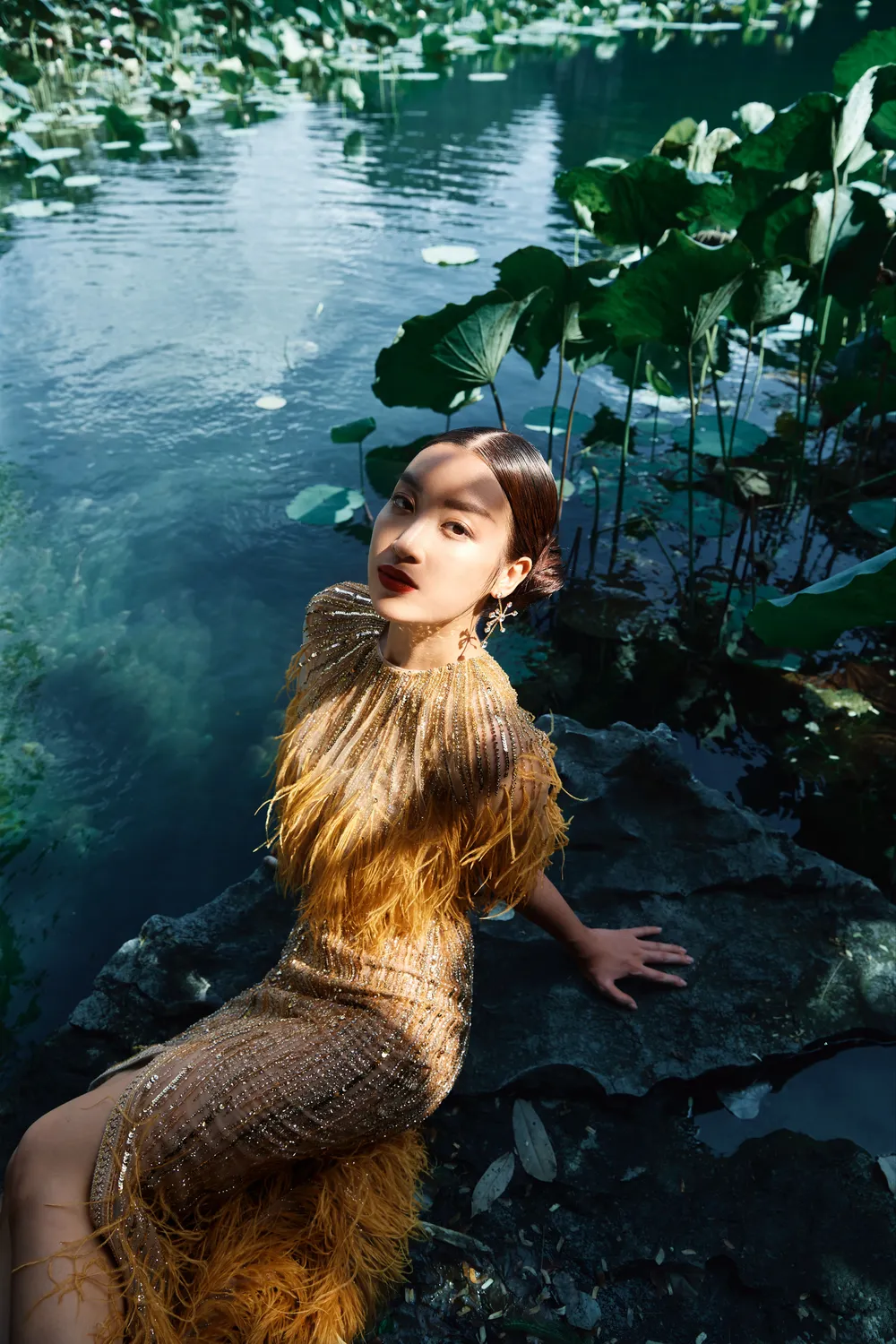 Lê Thanh Hòa giới thiệu bộ sưu tập thời trang mới kết hợp cùng Hoa hậu Đỗ Mỹ Linh  ảnh 12