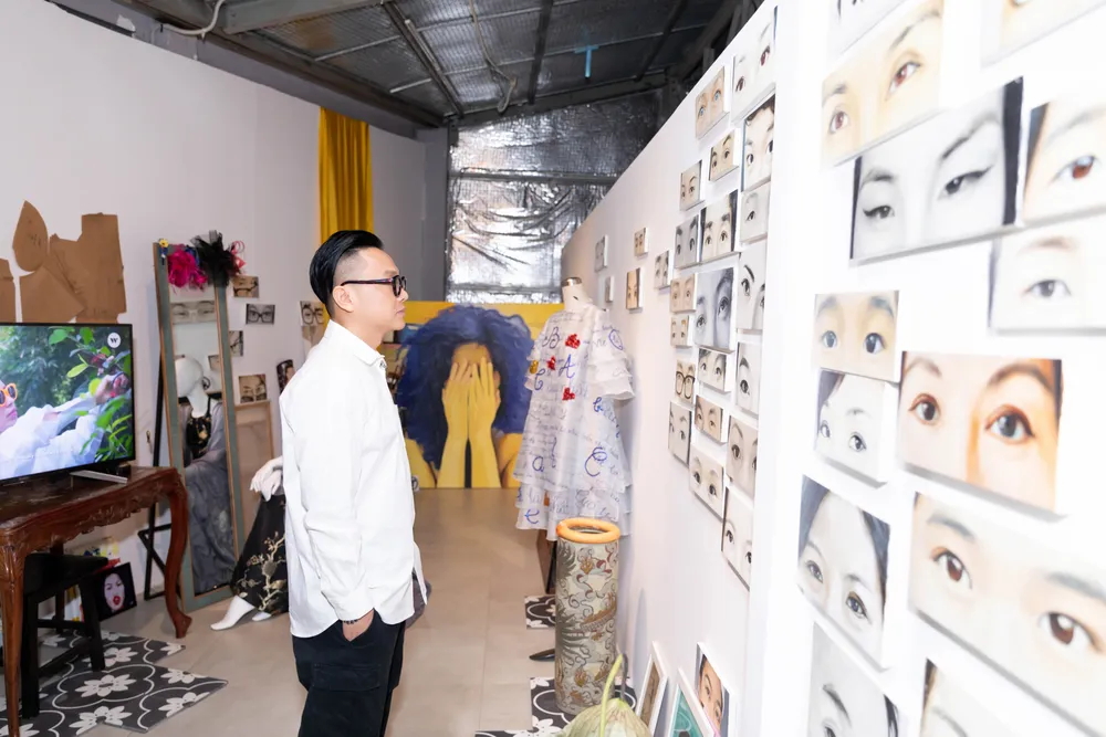 Dàn sao dự triển lãm “Mộng bình thường” của NTK Thủy Nguyễn ảnh 4