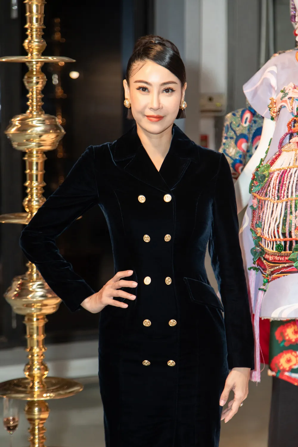 Nhiều nghệ sĩ xuất hiện tại triển lãm Mộng bình thường của Thủy Nguyễn ảnh 5