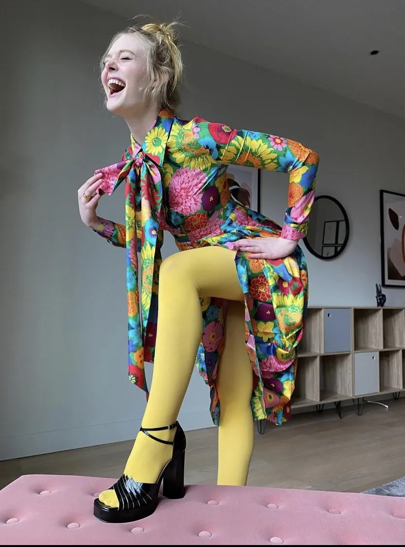 Sao Việt hào hứng với trào lưu chụp hình “khoe gấu“ ảnh 6