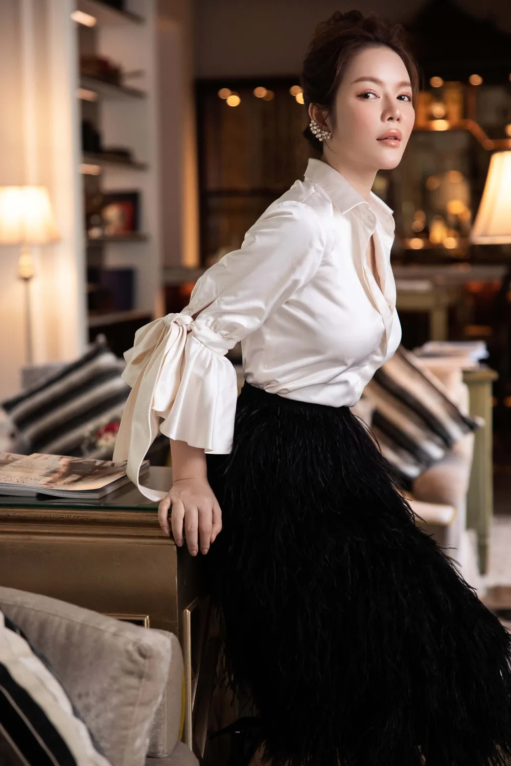 Lê Thanh Hòa tung bộ sưu tập mới, lấy cảm hứng vẻ đẹp của người phụ nữ Á Đông  ảnh 4