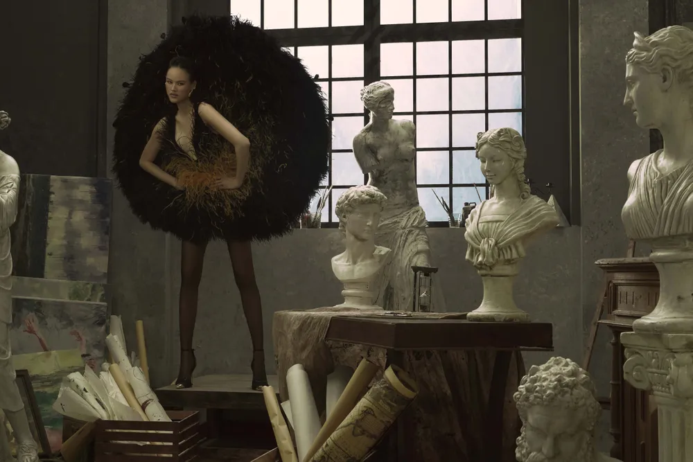 Các nàng thơ của Lê Thanh Hòa hội tụ trong bộ ảnh mới ảnh 7