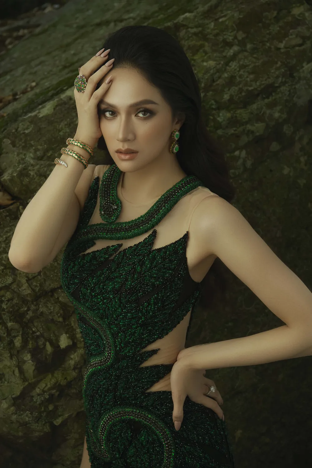 NTK Linh San ra mắt bộ sưu tập lấy cảm hứng từ “Đất Mẹ” ảnh 11