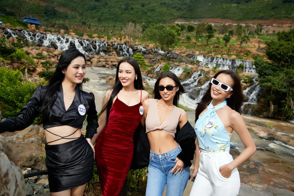 Thí sinh Hoa hậu Hoàn vũ Việt Nam 2022 tập trung tại Bảo Lộc, tham gia hoạt động đồng hành đầu tiên vòng bán kết, chung kết ảnh 4