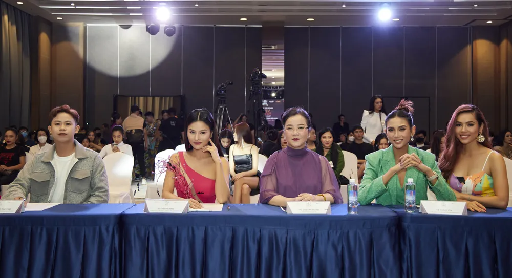 Thí sinh Hoa hậu Hoàn vũ Việt Nam 2022 trình diễn hát múa, rap, thuyết trình ảnh 1