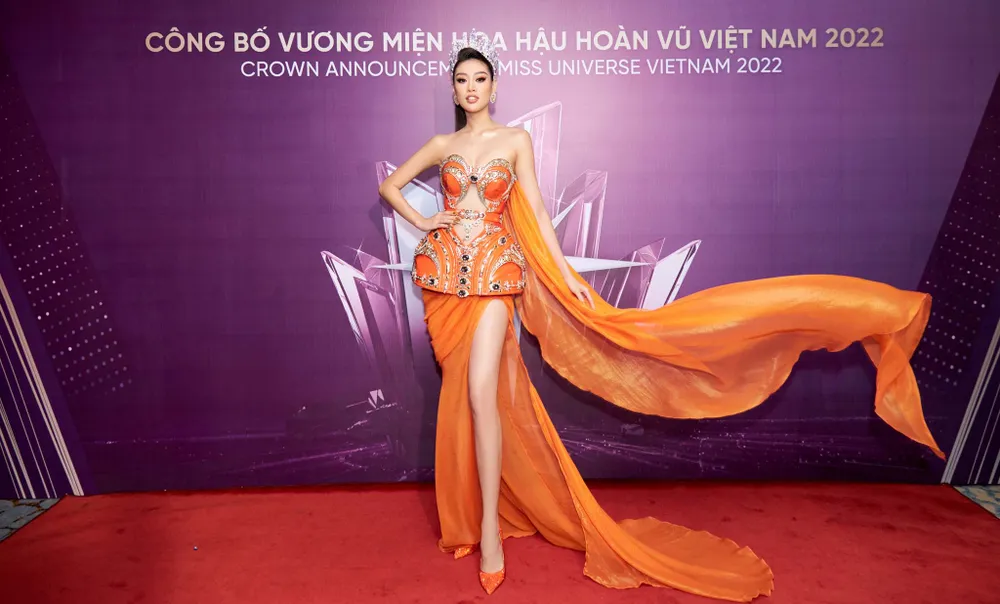 Vương miện “Vinawoman” cho Hoa hậu Hoàn vũ Việt Nam 2022 đính hơn 2.000 viên kim cương  ảnh 9
