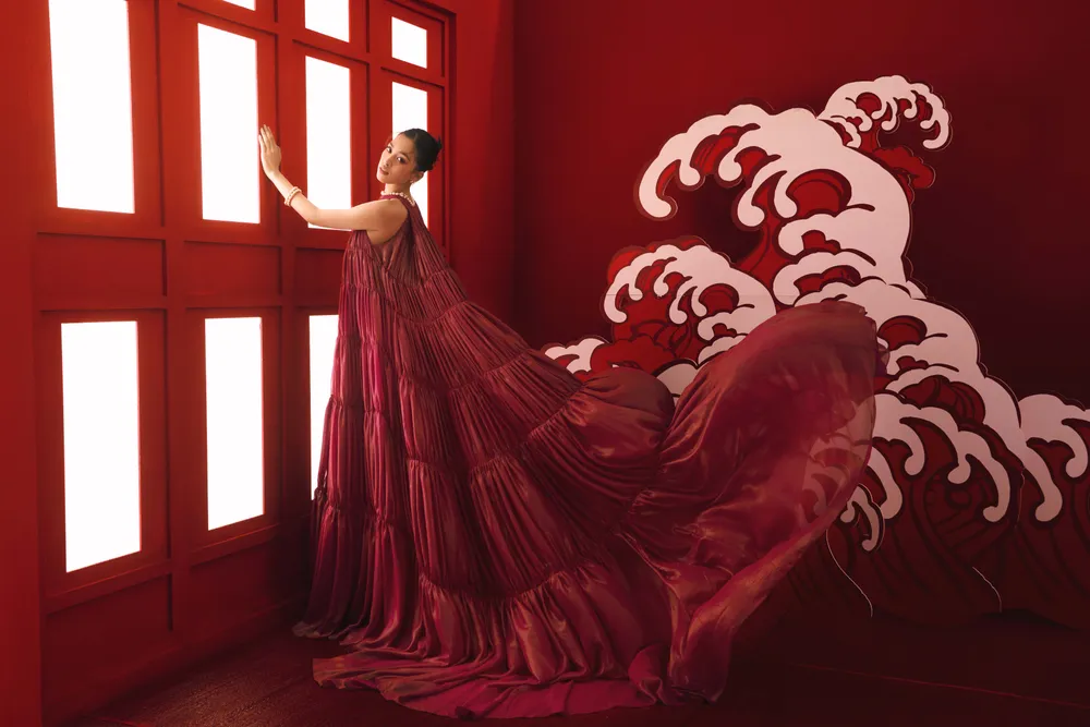 Vẻ đẹp của người phụ nữ Á Đông qua “AN” của NTK Lê Thanh Hòa ảnh 1