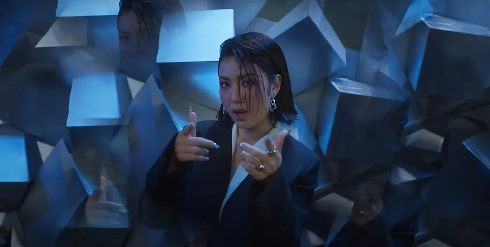 Thúy Vân ra mắt MV thứ ba “Trái tim lưu ly” ảnh 3