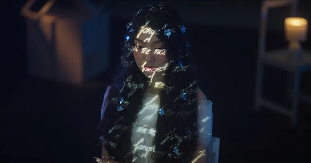 Thúy Vân ra mắt MV thứ ba “Trái tim lưu ly” ảnh 2