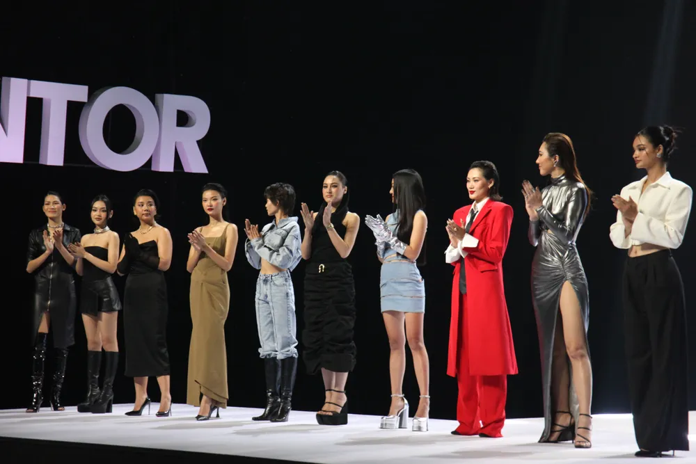 Các thí sinh tham gia chương trình