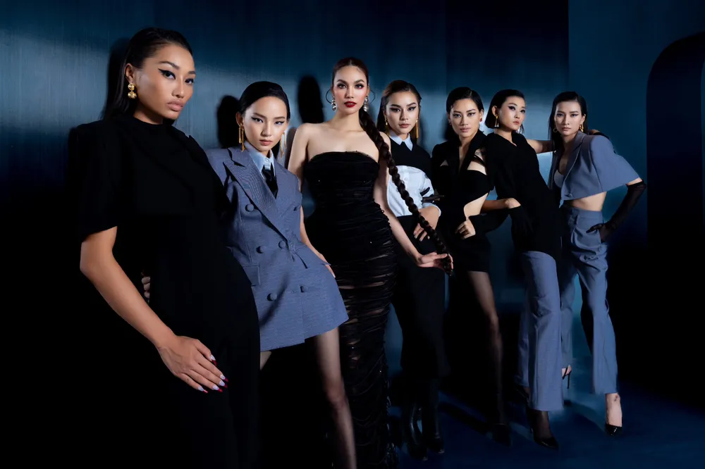 Team Super Mentor Lan Khuê: Lê Thu Trang, Trần Bảo Ngọc, Trần Thùy Trang, Alita, Nguyễn Thị Kim Nhung, Đỗ Thị Thanh Hoa (Pông Chuẩn)