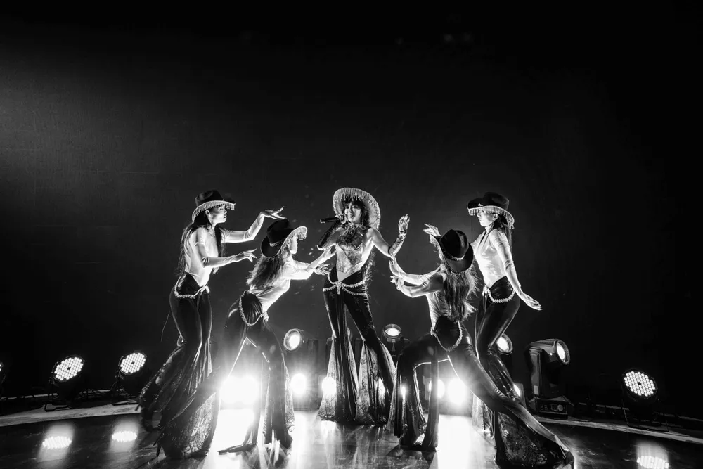 Trình diễn _Kiệt Tác Đẹp Nhất Của Thượng Đế_.JPG