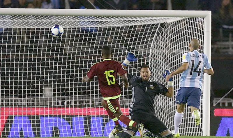 Vòng loại World Cup 2018: Argentina bị Venezuela cản bước ảnh 1