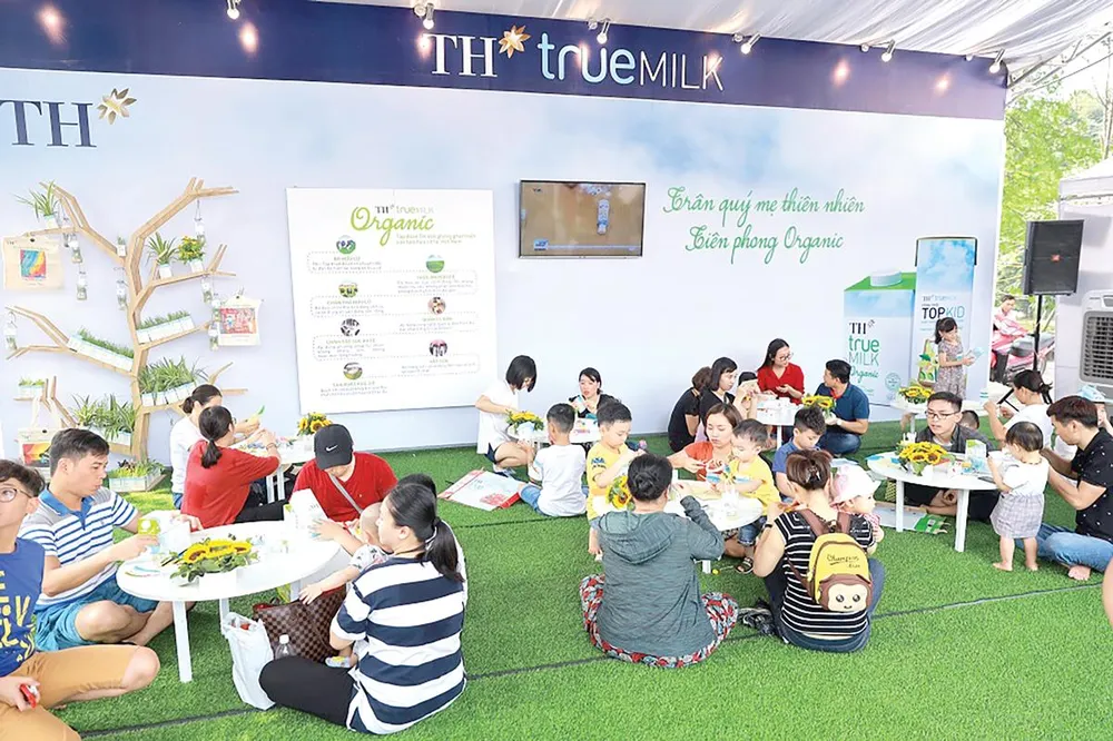 Ngàn lẻ một ý tưởng tái chế, ngăn xả rác từ các “hiệp sĩ” nhí ảnh 1