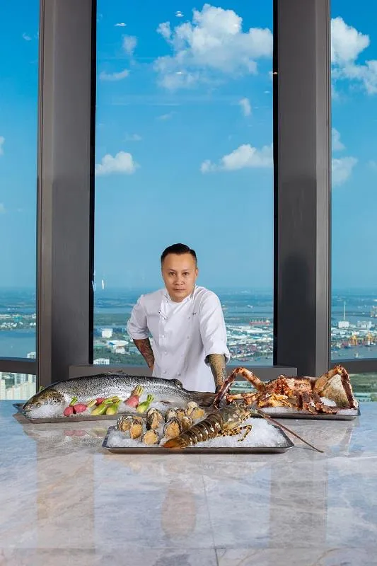 Có gì bên trong khách sạn siêu sang cao nhất Đông Nam Á? ảnh 6