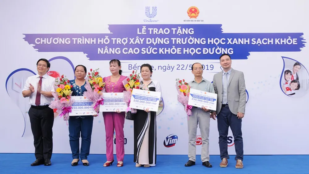 Unilever Việt Nam hỗ trợ xây dựng 30 điểm trường học Xanh - Sạch - Khỏe 