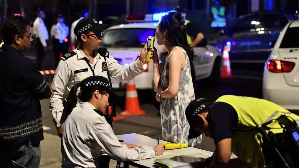 Án phạt của các nước khi lái xe say rượu bia  ảnh 1