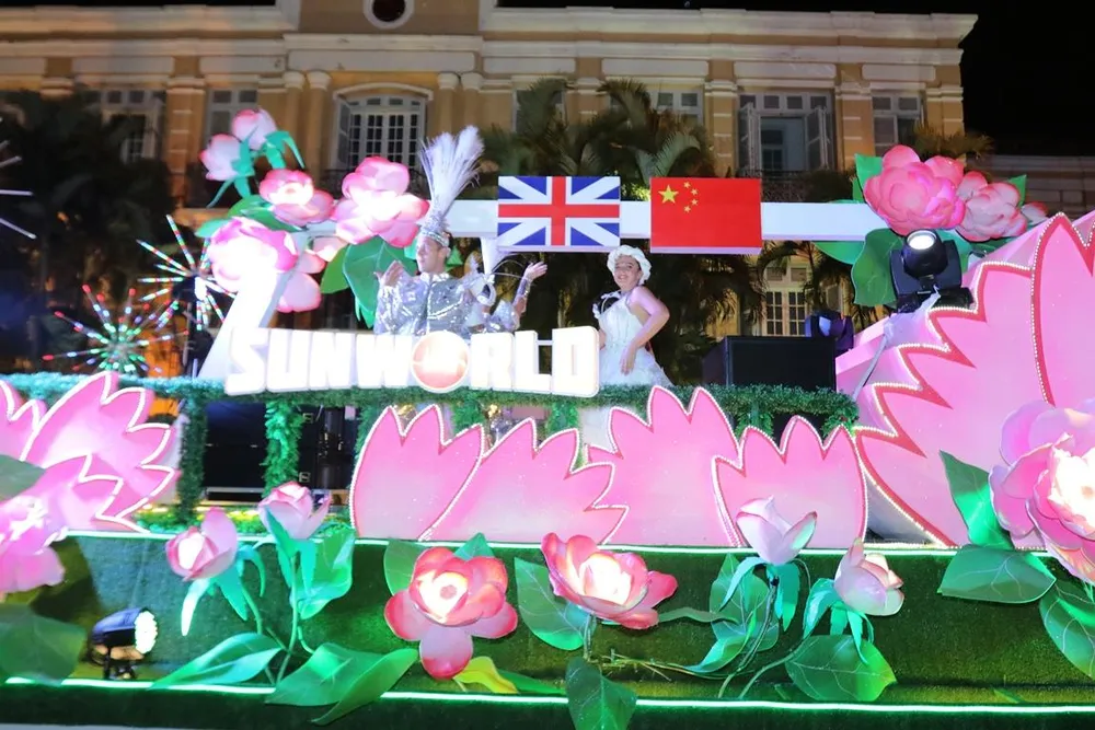 Carival đường phố DIFF 2019: Đà Nẵng “vui không khoảng cách” tối 16-6 ảnh 5