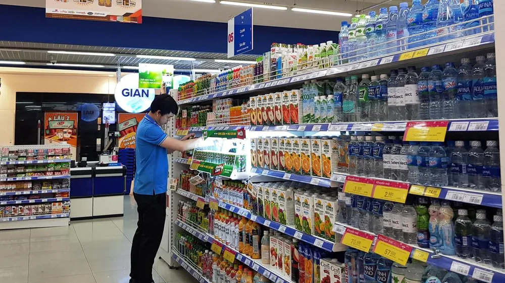 Đa dạng thị trường nước đóng chai ảnh 1