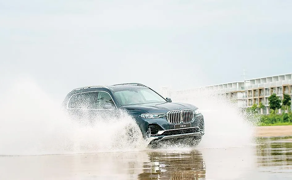 Thaco khai trương tổ hợp showroom 3 thương hiệu BMW, MINI và BMW MOTORRAD tại TPHCM ảnh 5