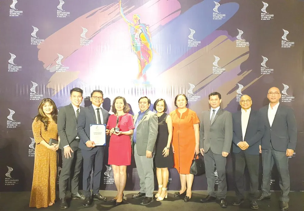 URC Việt Nam đạt giải thưởng “Công ty có môi trường làm việc tốt nhất Châu Á tại Việt Nam 2019” ảnh 1