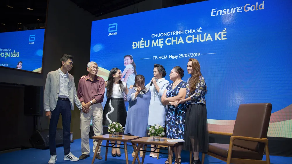 Ra mắt clip “Điều cha mẹ chưa kể”  ​