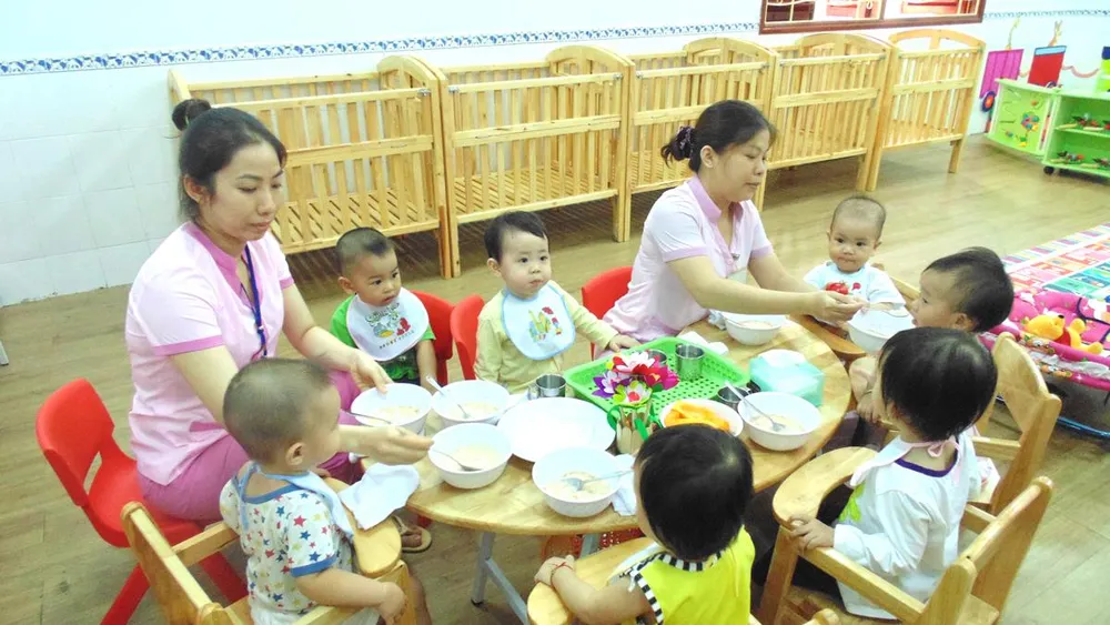 Chạy đua tuyển dụng giáo viên năm học mới ảnh 1