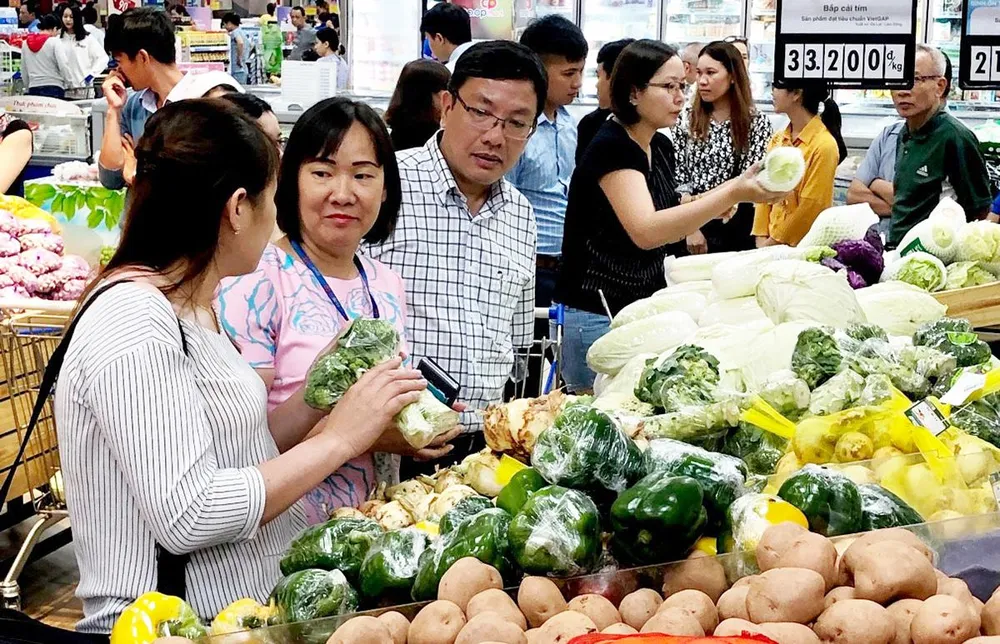 Tạo hướng phát triển bền vững cho hàng Việt ảnh 1