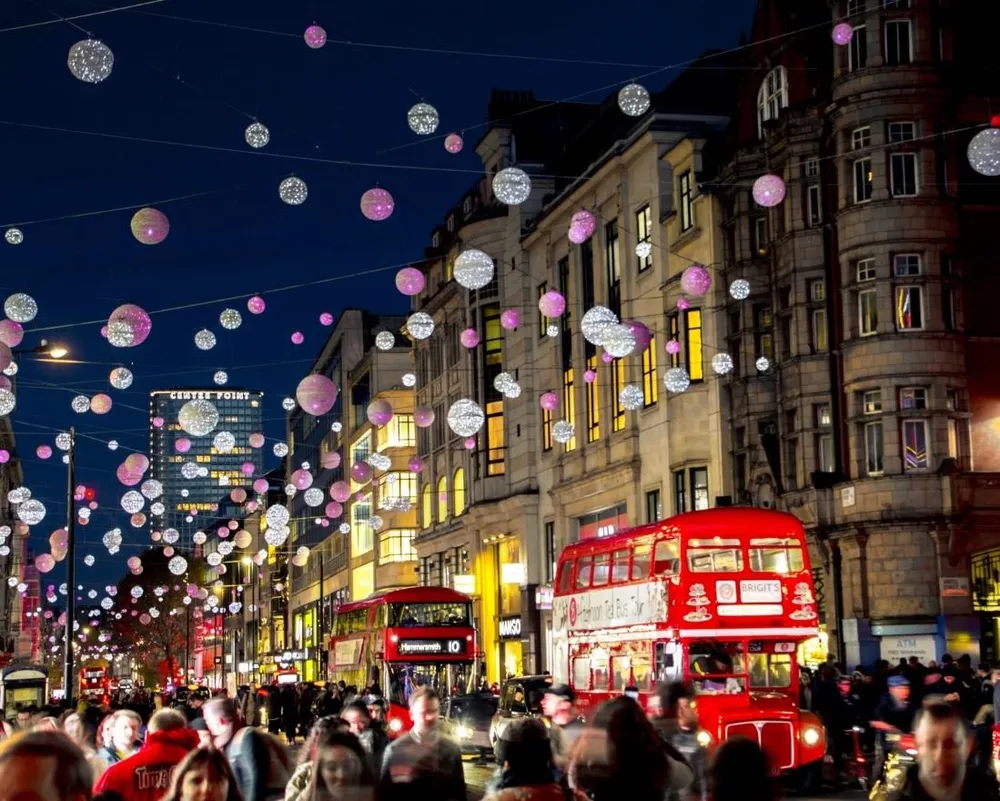 Kinh tế ban đêm - Bài 1: Quốc gia tỷ dân quyết tâm khai thác “mỏ vàng” từ kinh tế ban đêm ảnh 3