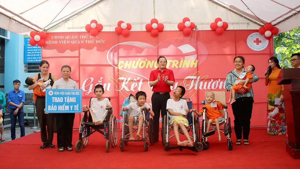 Những câu chuyện truyền cảm hứng ở một bệnh viện ảnh 1