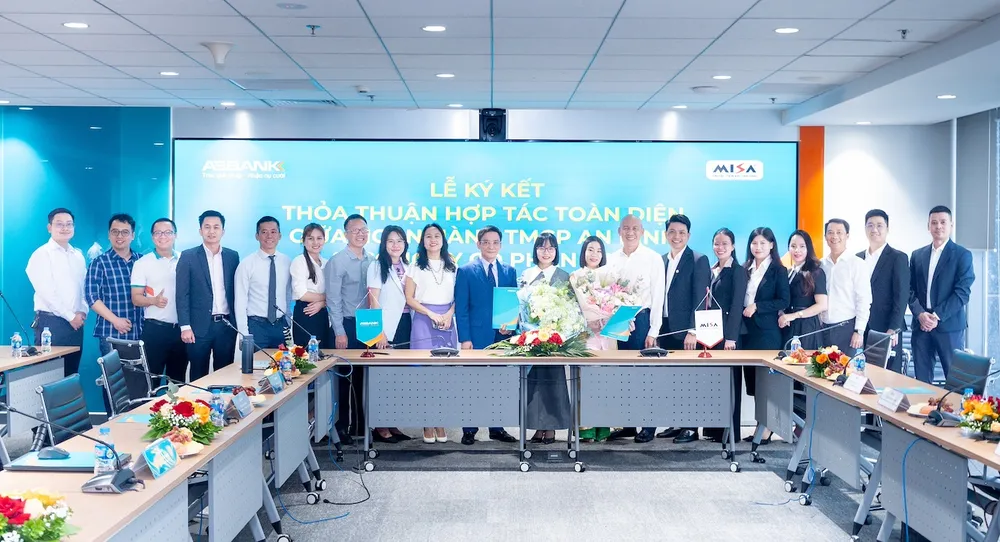 ABBANK thúc đẩy hệ sinh thái tài chính số cho doanh nghiệp SME