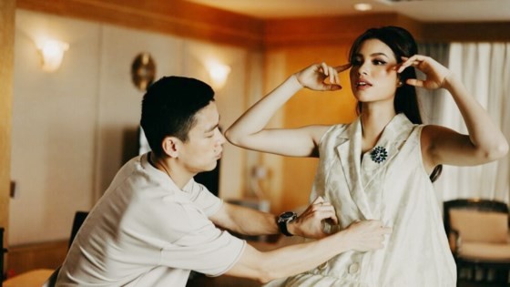 Away We Wow Show - Sự trở về thập niên 60 ảnh 1