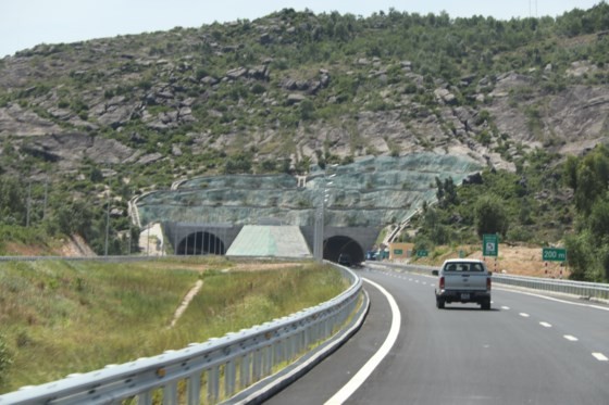 Đưa vào khai thác tạm 65km đường cao tốc Đà Nẵng - Quảng Ngãi ảnh 2