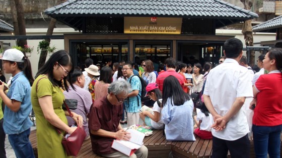 Phố Sách – Không gian văn hóa giữa lòng Thủ đô ảnh 7