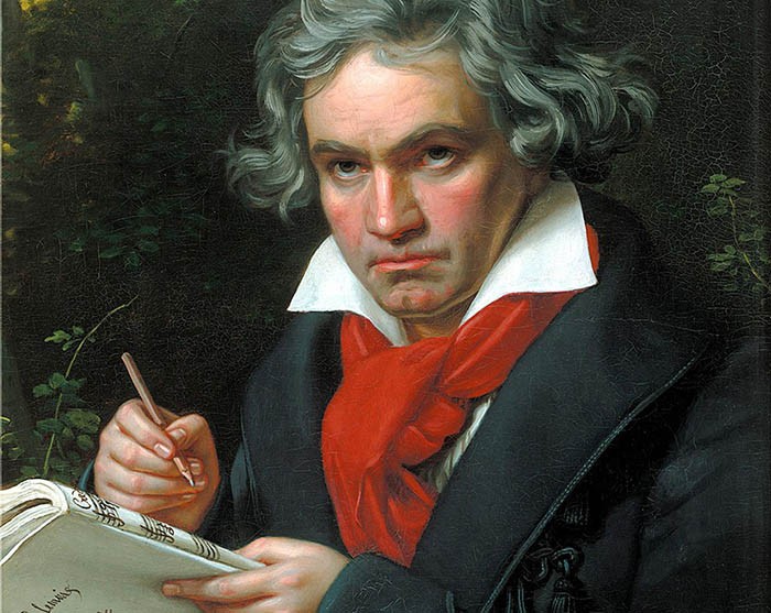 Violinist Bui Cong Duy performs Beethoven’s notable works