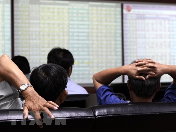 The benchmark VN-Index on the Ho Chi Minh Stock Exchange (HOSE) rises 3.25 points to close at 1,191.54 points on April 4. (Photo: VNA)