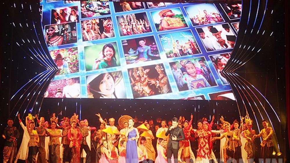 ASEAN culture and trade exchange program opens in HCMC