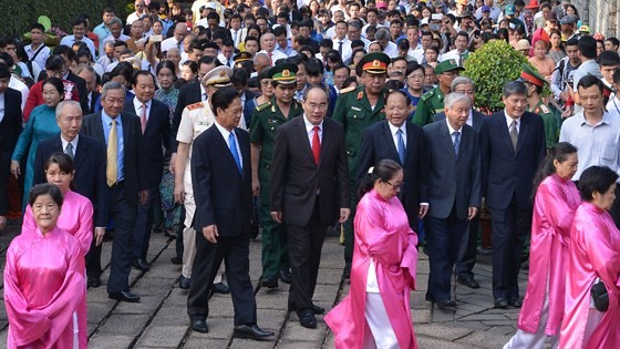 TPHCM long trá»ng tá» chá»©c giá» tá» HÃ¹ng VÆ°Æ¡ng áº£nh 1