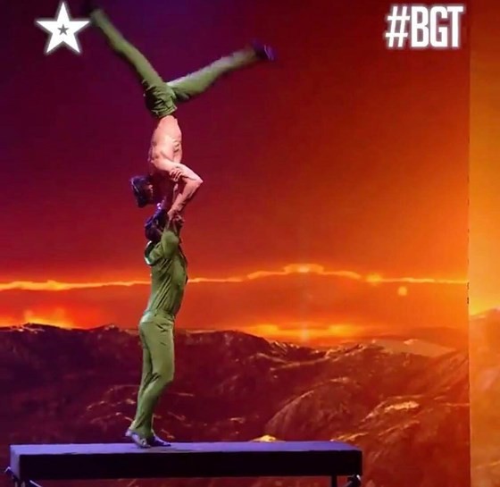 Quá»c CÆ¡ - Quá»c Nghiá»p lÃ&nbsp;m khÃ¡n giáº£ thÃ³t tim táº¡i chung káº¿t Britain's Got Talent 2018 áº£nh 3