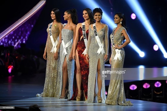 Láº§n Äáº§u tiÃªn trong lá»ch sá»­: Äáº¡i diá»n Viá»t Nam - H'Hen NiÃª vÃ&nbsp;o Top 5 Hoa háº­u HoÃ&nbsp;n vÅ© áº£nh 11