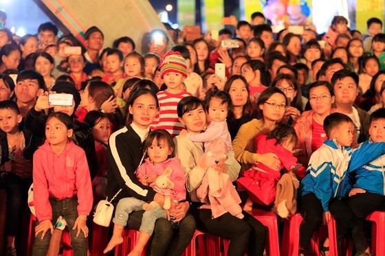 TÃ´n vinh thá» cáº©m trong ÄÃªm khai máº¡c Lá» há»i VÄn hoÃ¡ thá» cáº©m Viá»t Nam láº§n thá»© I áº£nh 13