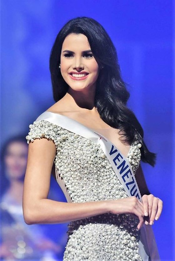 H'Hen NiÃª vÃ&nbsp;o top 10 "Hoa háº­u cá»§a cÃ¡c hoa háº­u" 2018 áº£nh 10