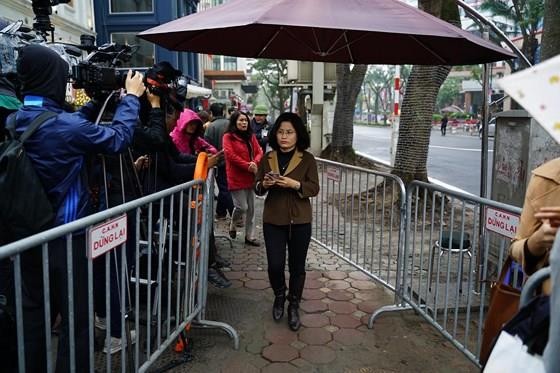 North Korean leader Kim Jong Un arrives in Dong Dang Train Station ảnh 25