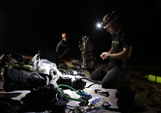 First ever public photos of a research trip to Son Doong Cave ảnh 2