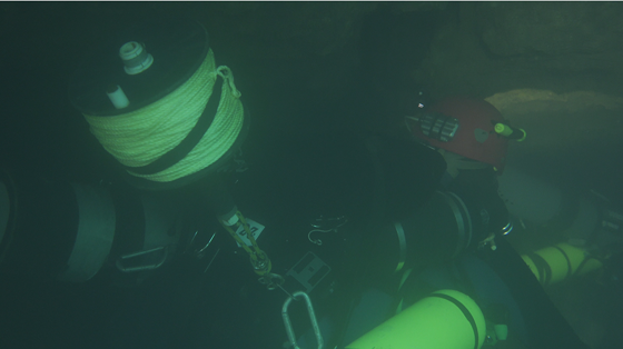 First ever public photos of a research trip to Son Doong Cave ảnh 9