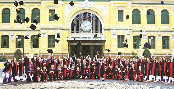 Rhythm of life in HCMC ảnh 6