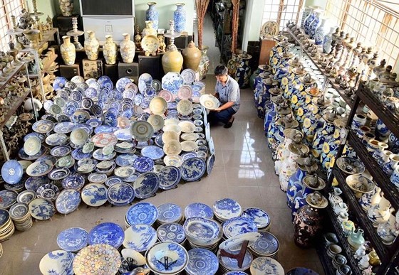 Vietnamese collectors set new Asian records ảnh 1