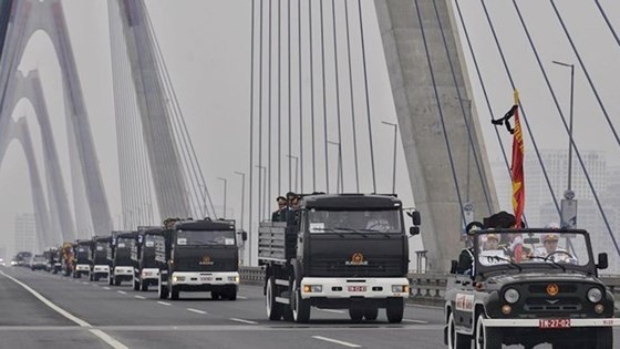 Funeral procession of former State President Le Duc Anh begins ảnh 5